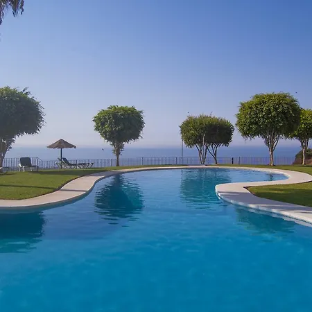 Apartment Stunning 4 Bed Duplex In Calahonda With Sea Views