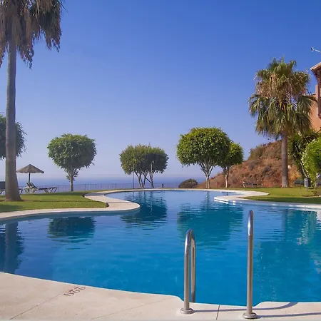 Stunning 4 Bed Duplex In Calahonda With Sea Views Apartment