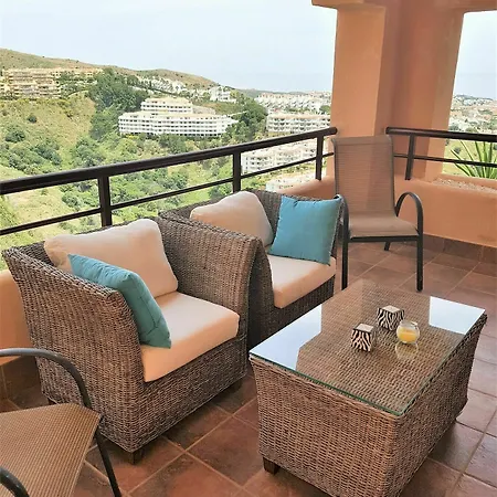 Stunning 4 Bed Duplex In Calahonda With Sea Views Marbella